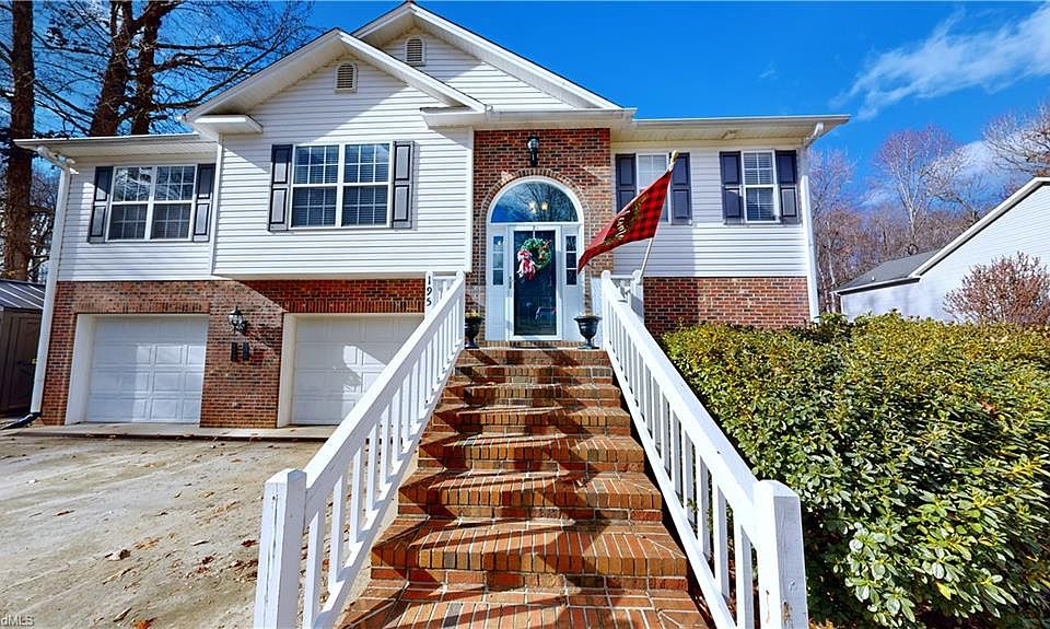 1st image of 195 Winterberry Dr