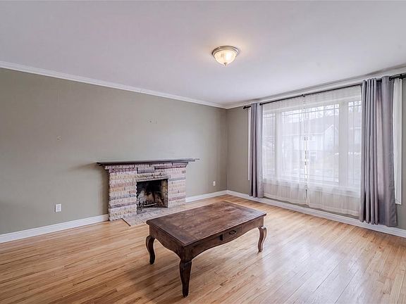 4th image of 9 Davidson Place
