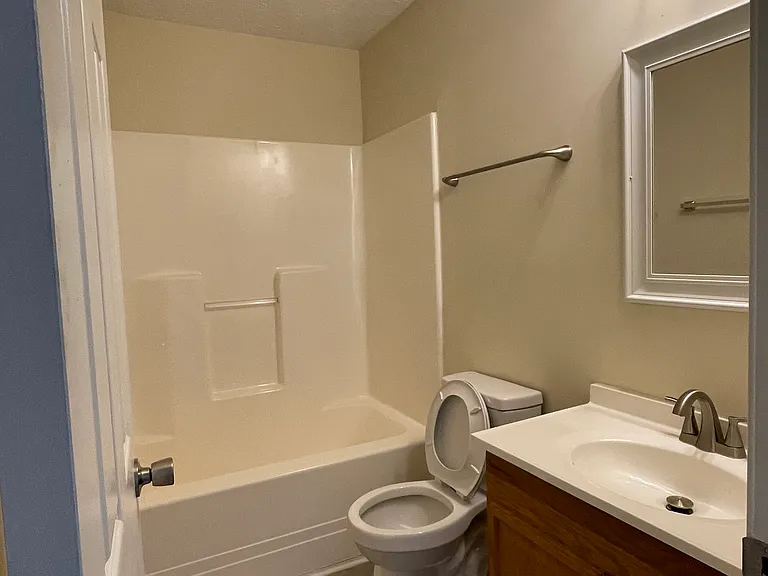 1822 Country Meadows Dr #1 — Photo 3