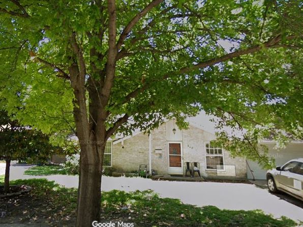 922 Sleepy Hollow Dr