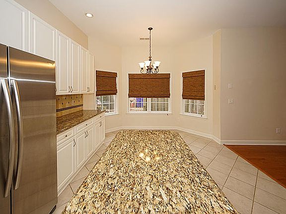 5th image of 1291 Hermit Crab Way