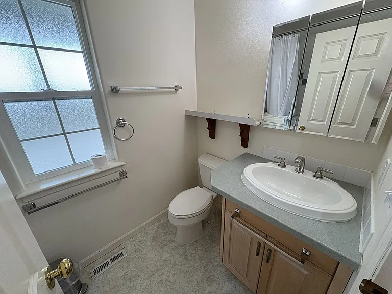 1714 Baker View Ct — Photo 26