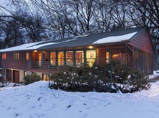 2112 Parklands Rd, Saint Louis Park, MN 55416