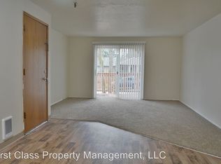 9555 SW Hall Blvd APT 09, Tigard, OR 97223