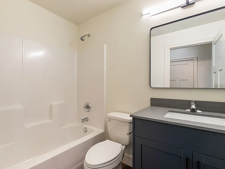 720 Murdock St — Photo 16