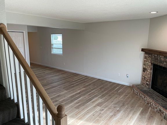 3rd image of 1223 SE 8th St #1223