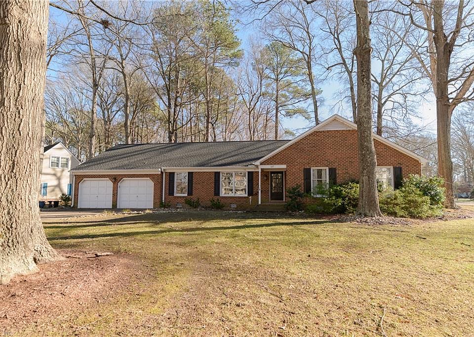 1st image of 137 Tuckahoe Trce