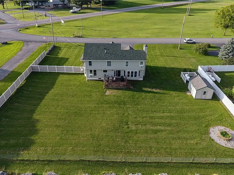 26202 Lafave Rd — Photo 46