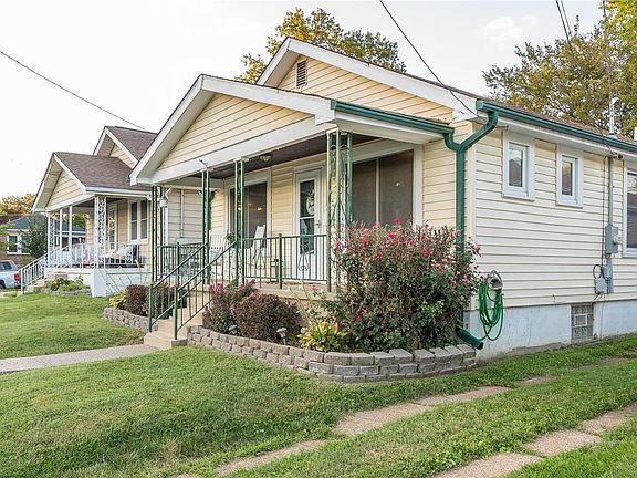 3rd image of 3729 Viking Ave