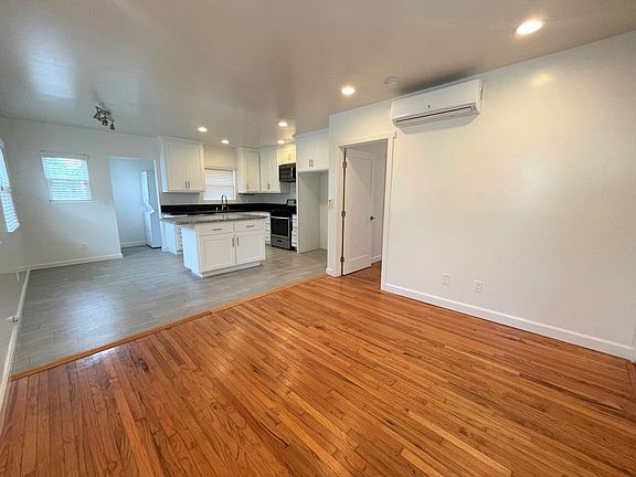 5th image of 584 San Clemente St #0