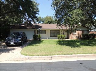 216 Afton Rd, Fort Worth, TX 76134