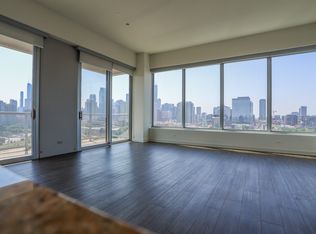 911 W Huron St #1314, Chicago, IL 60642