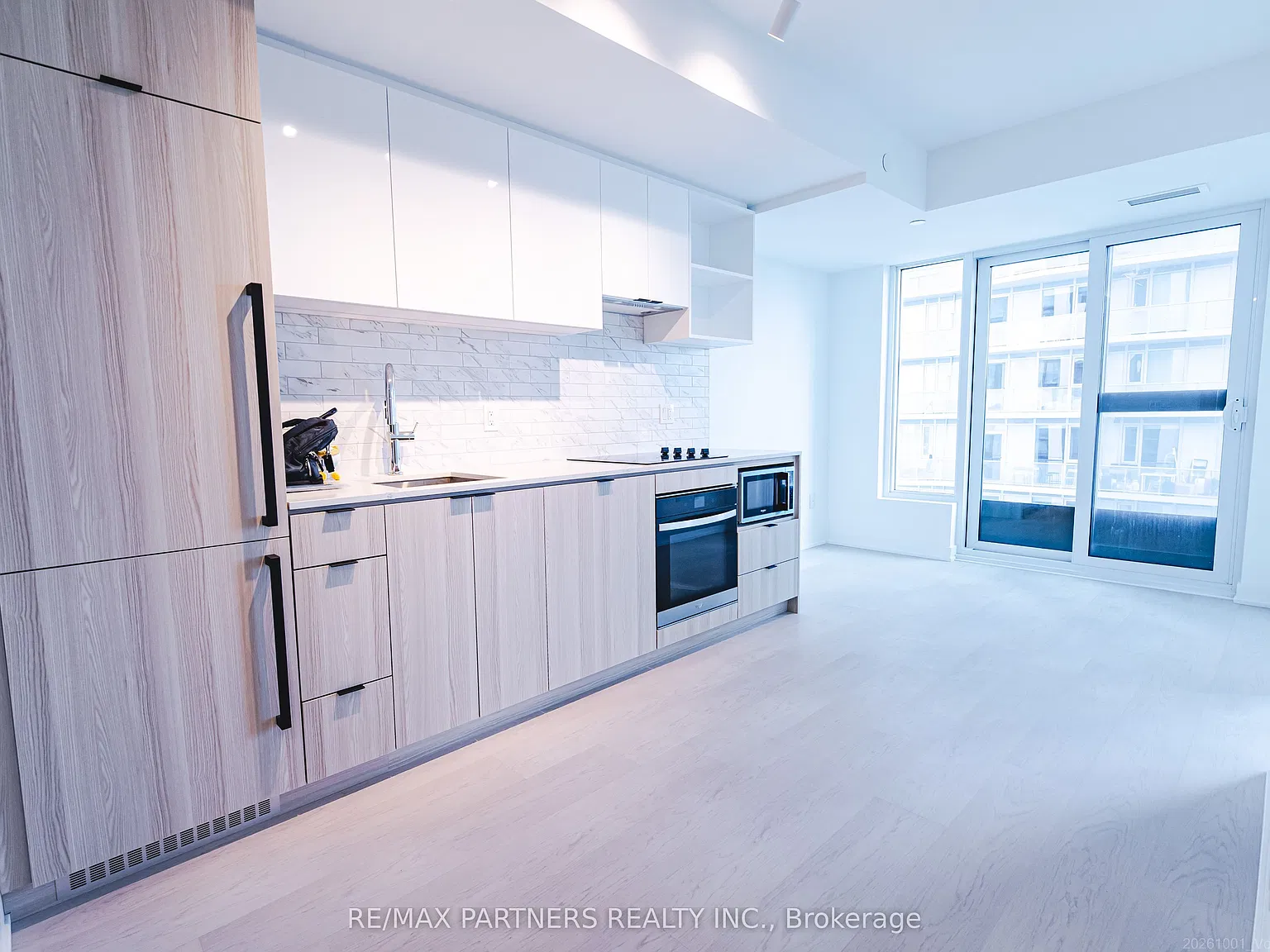 2 bed, $2,500 — Photo 2