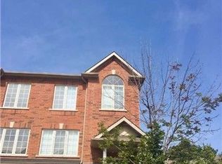 7360 Zinnia Pl #203, Mississauga, ON L5W 2A1