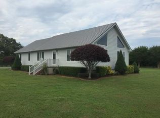 177 Blackfoot Rd, Knotts Island, NC 27950