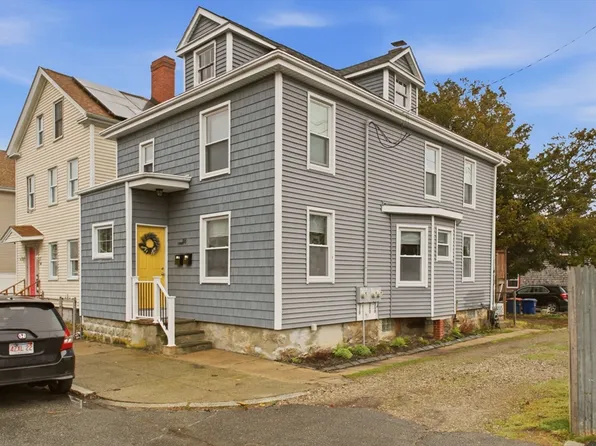 184 Summer St, New Bedford, MA 02740