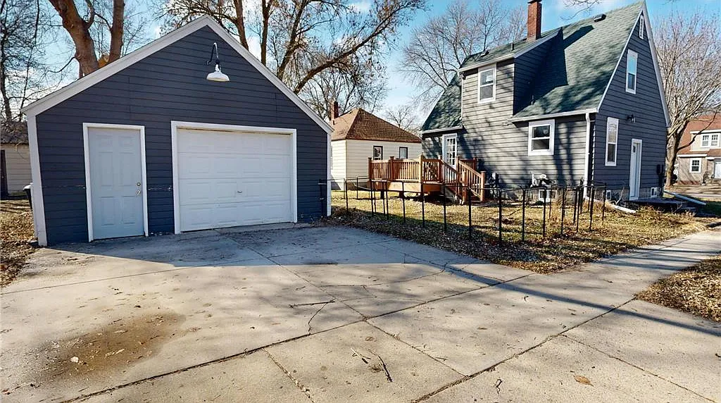 4 bed, 2.5 bath, 1912 sqft, $1,600 — Photo 4