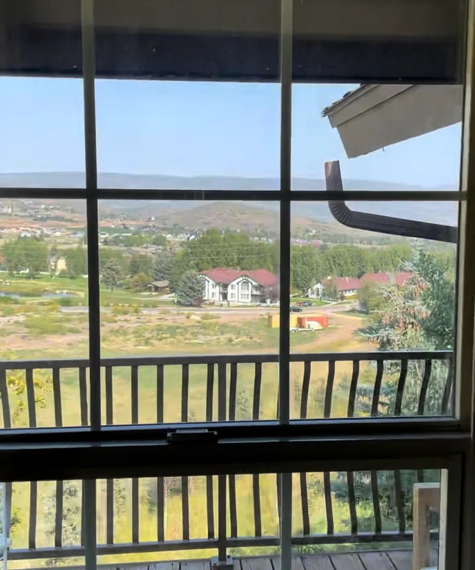 3 bed, 1450 sqft, $2,790 — Photo 4