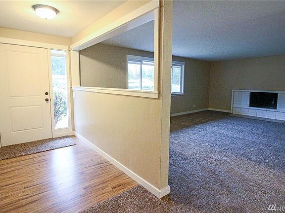 4th image of 4015 Alonna Dr NE