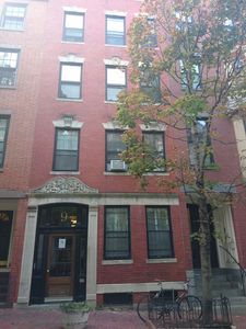 9 Hancock St APT 5, Boston, MA, 02114