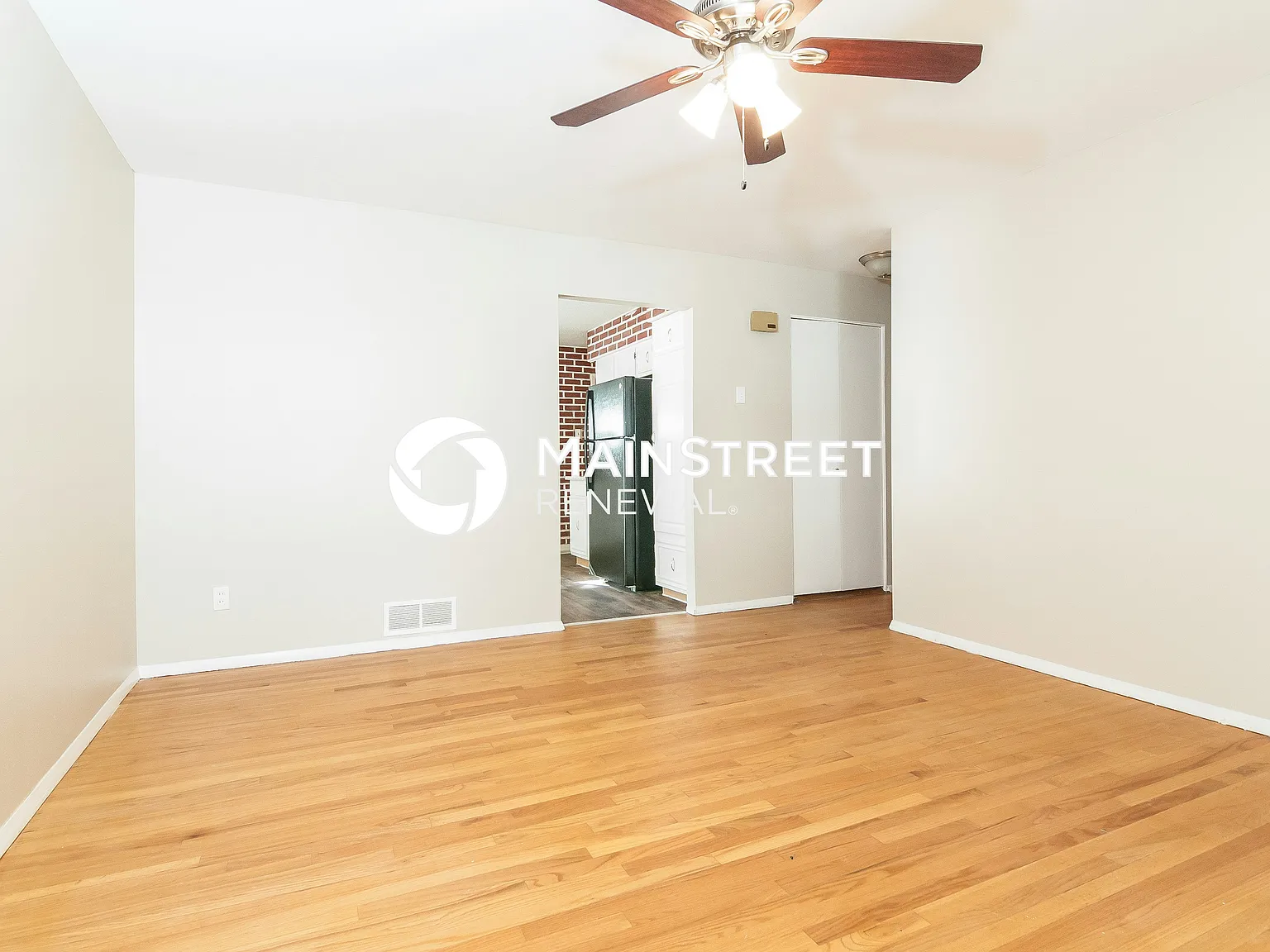 6917 Frostview Ln — Photo 4