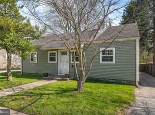 16 Haws Ln, Flourtown, PA 19031