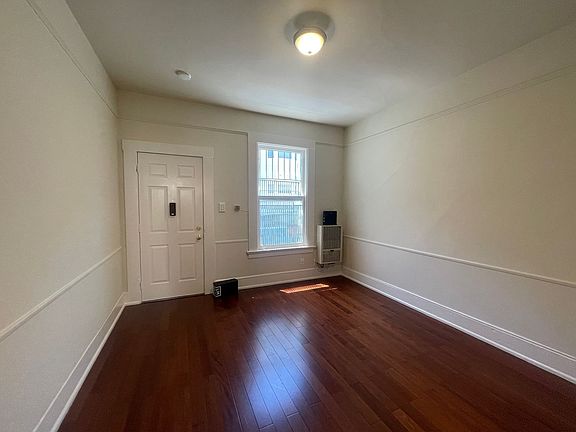 4th image of 1329 Stevenson St