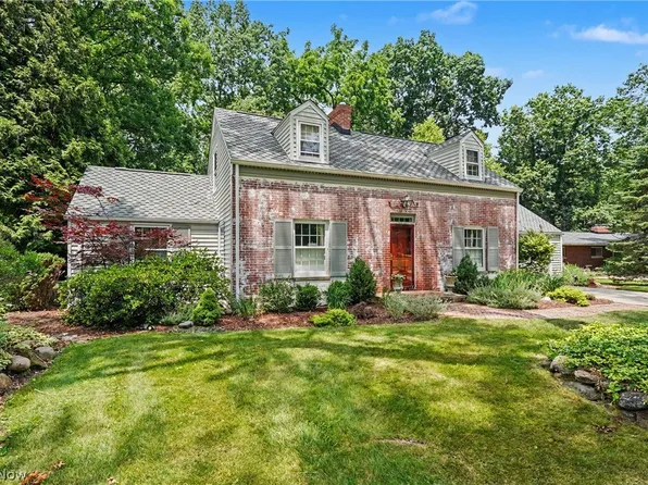 3106 Athens Rd, Stow, OH 44224