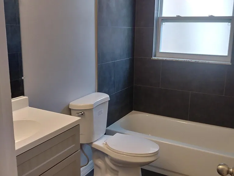 451 76th Ave N #2 — Photo 6