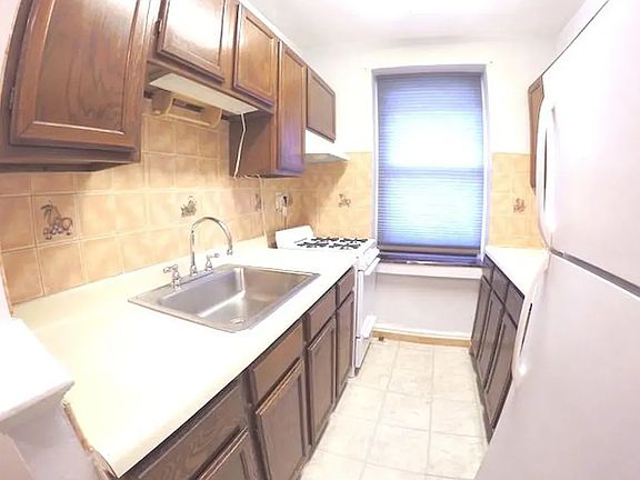 2nd image of 2119 78th St #2