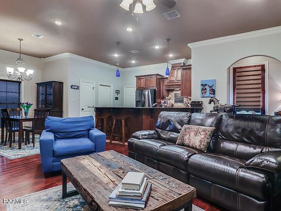 4th image of 107 Anzalone Dr