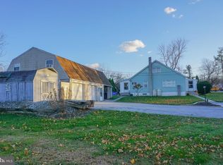 40 Cupola Rd, Honey Brook, PA 19344