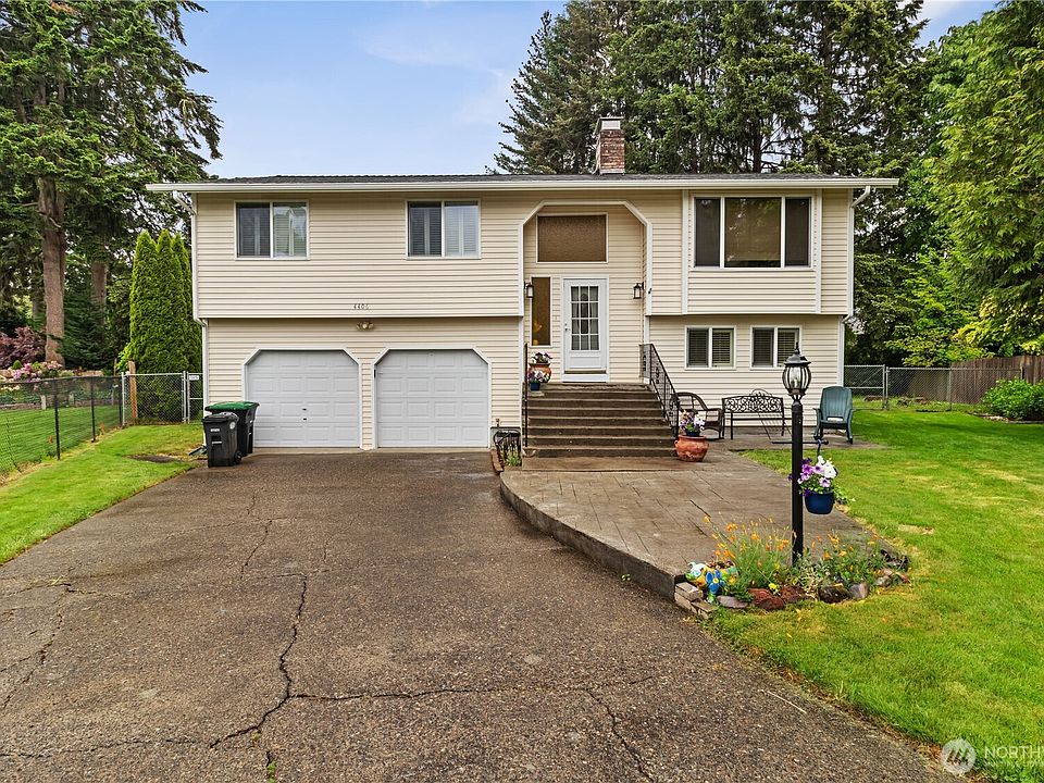1st image of 4406 Montclair Drive SE