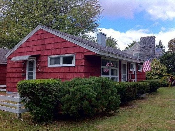 2nd image of 67 Cumberland Ave