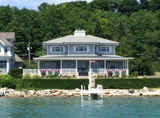2015 Pennsylvania Ave, Harbor Springs, MI 49740
