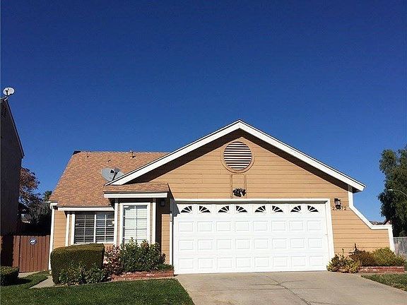 4th image of 23072 Seabrook Ln