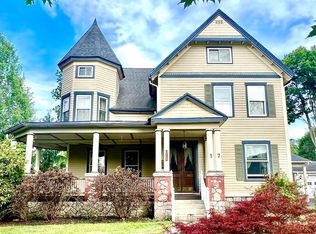 17 Walnut St, Wellsboro, PA 16901