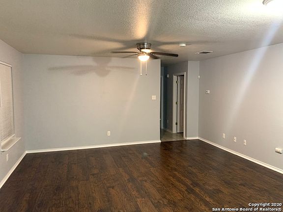 4th image of 9738 Green Mesa
