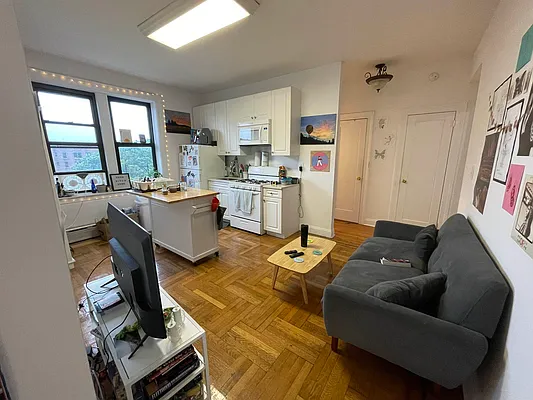 Rented by Lang Realty LLC | media 1