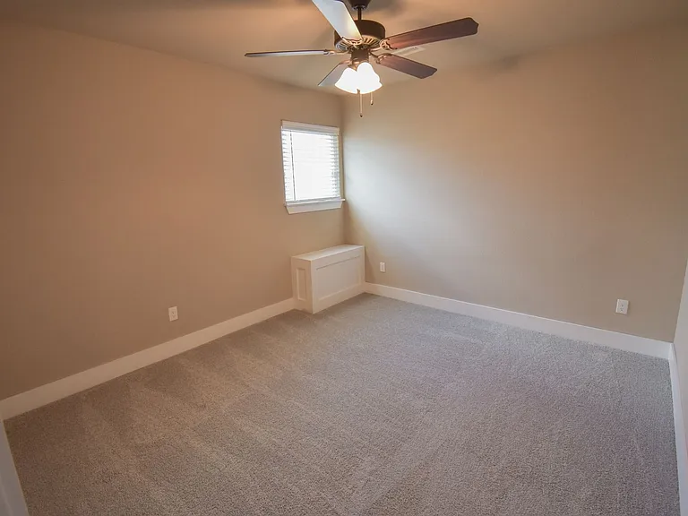 644 N Malbec Rd — Photo 22