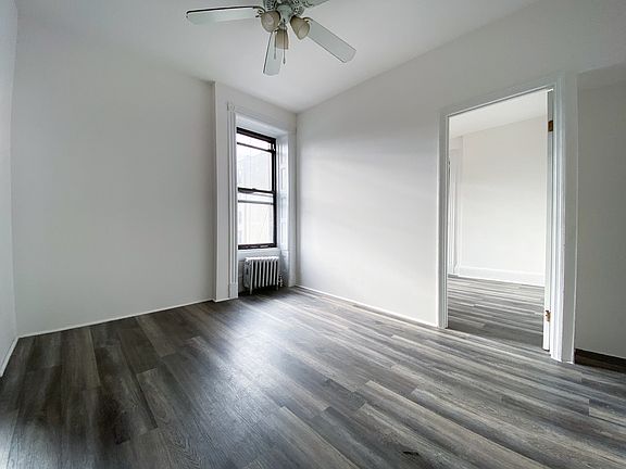 4th image of 1904 3rd Ave #4W
