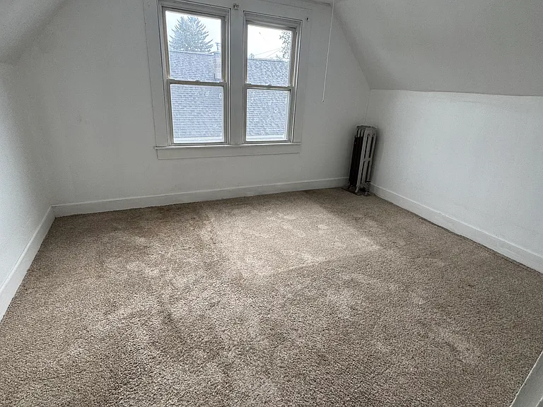 15 Searle St #15 — Photo 9