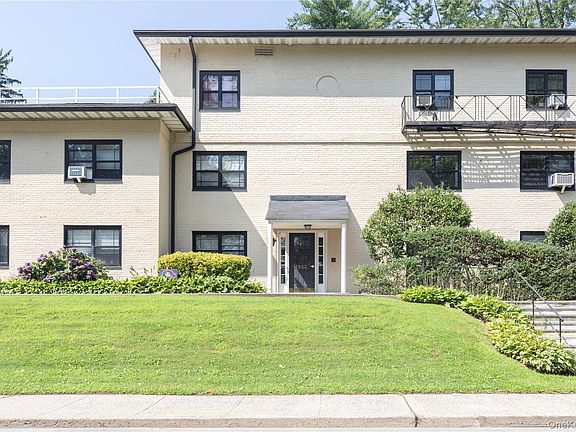 2nd image of 1263 California Road #2R