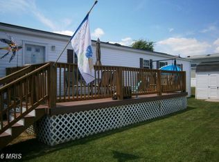 414 Tidewater Ln, Middle River, MD 21220