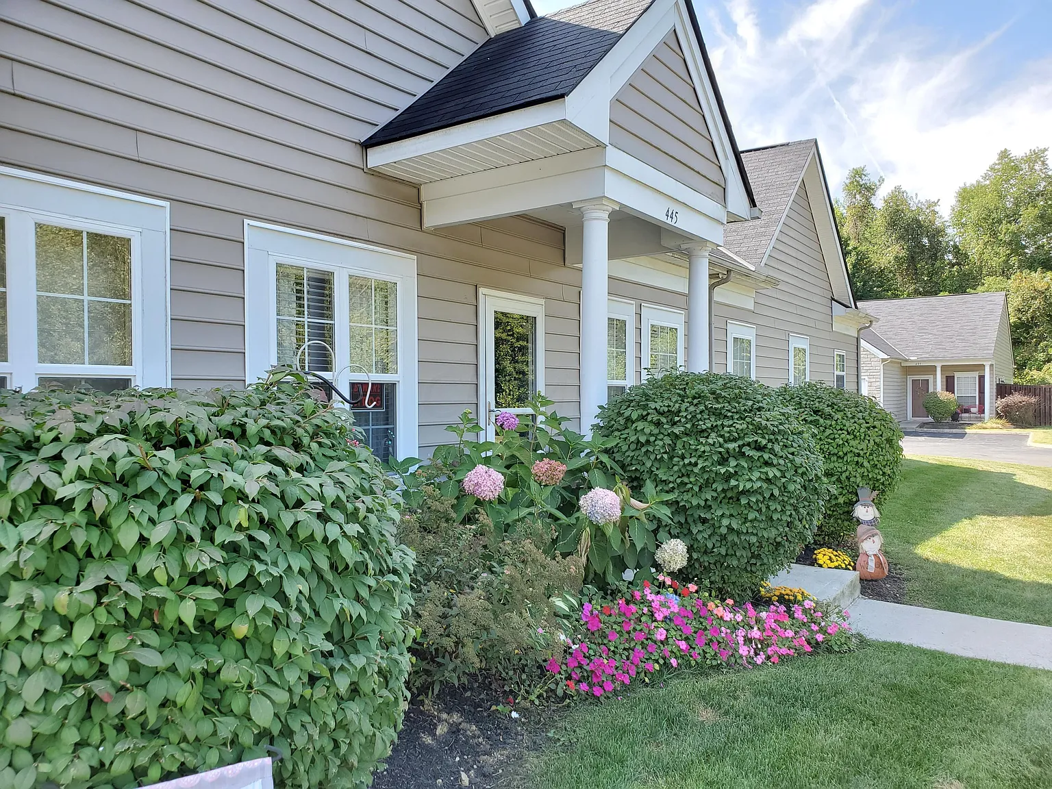 445 Piney Creek Dr photo 1