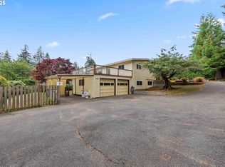 1440 Yew Ave, Coos Bay, OR 97420