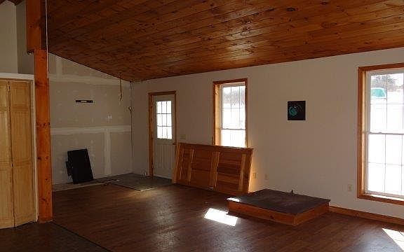 3rd image of 963 County Road 33