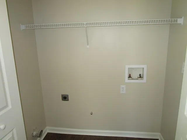 305 Brannans Ct — Photo 13