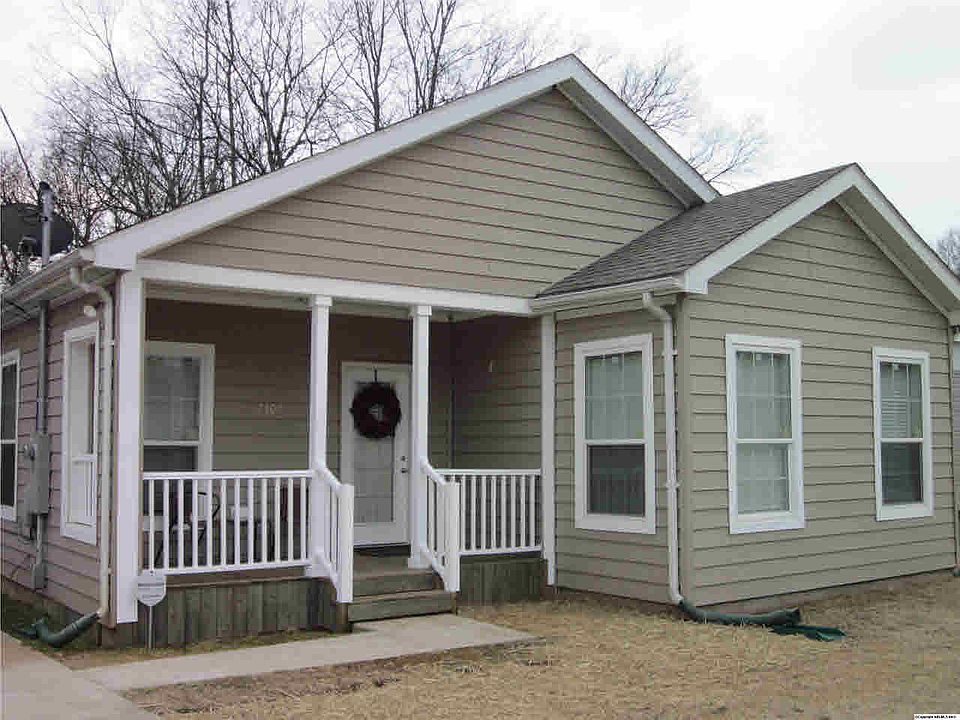 1st image of 2307 Bell Ave NW