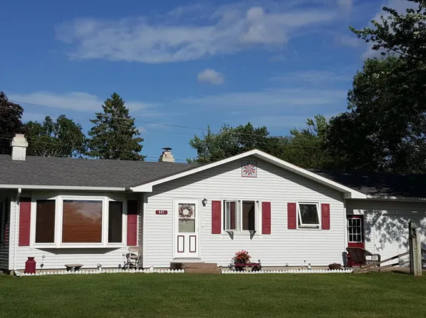 647 Winter St, Onalaska, WI 54650